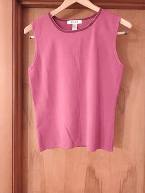 Carducci Sleeveless Pinkish Purple Knit Top Size Large Business Casual Mature